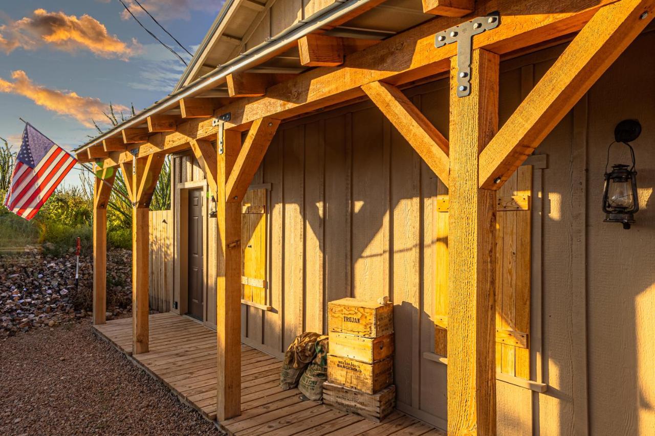 -Pet Friendly- Miners Cabin #6 - King Bed With Private Balcony تومبستون المظهر الخارجي الصورة